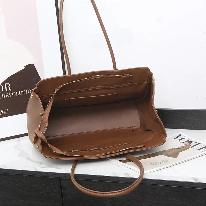 New Luxury Silver Buckle Large Capacity Wing Bag Designer Fashion Genuine Leather Tote Bag Brand Women's Commuter Shoulder Bag