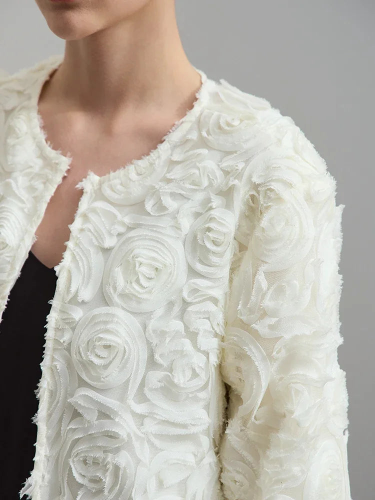 AMII Minimalism Short Jacket Women 2025 Spring New Elegant Romantic Stereoscopic Flower O-Neck Hook Button Outwear Coat 12521066