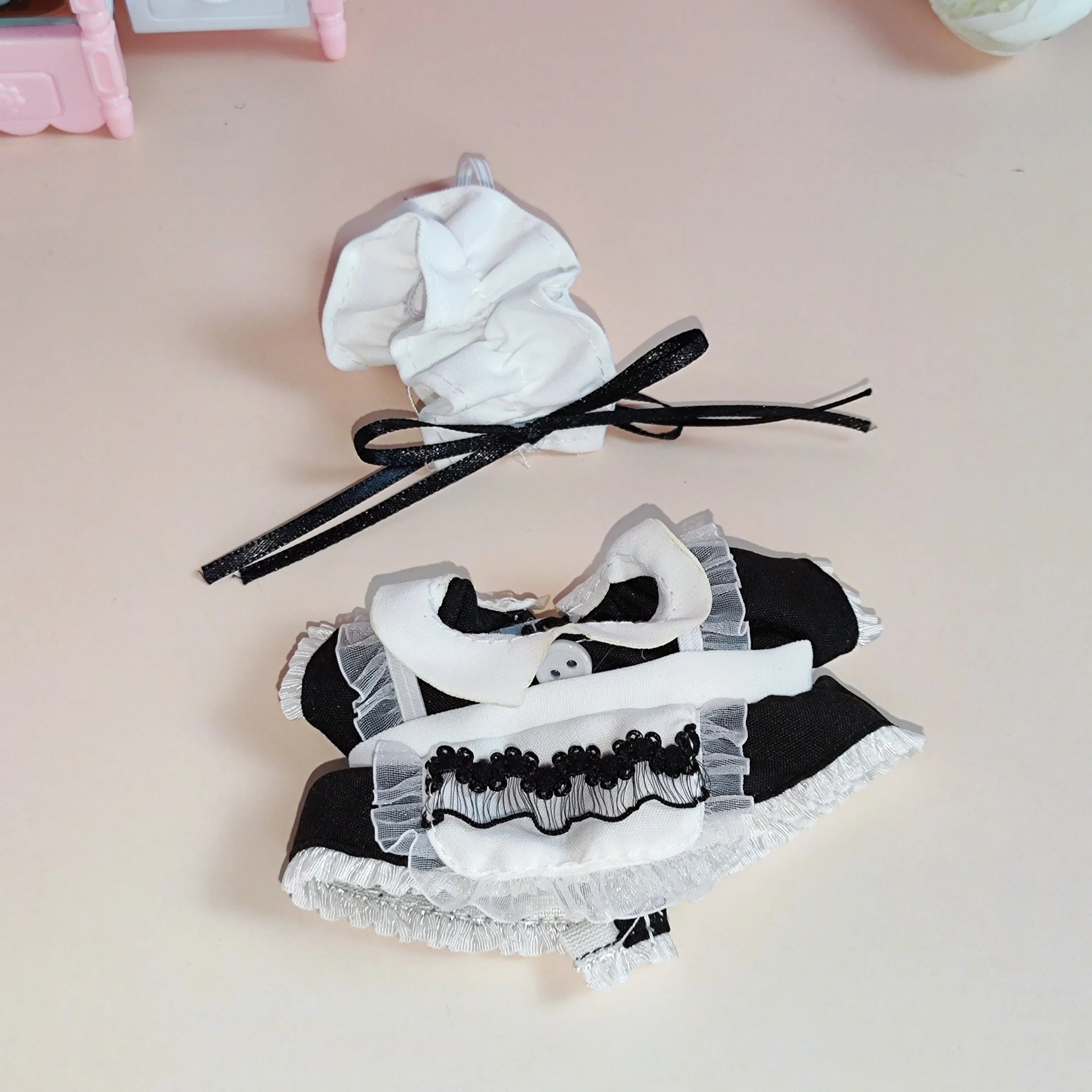 17cm Labubu Doll Keychain - Complete Maid Uniform Set with Signature Vinyl Face