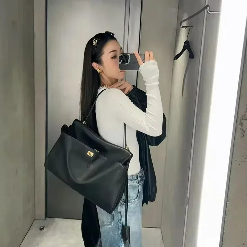 Effortless elegance Leather Handbag