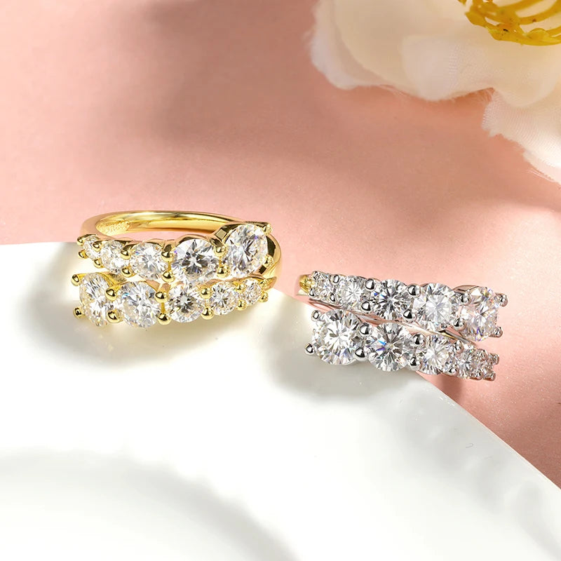 Women's Moissanite Band Ring – 10 Dazzling Lab Diamonds