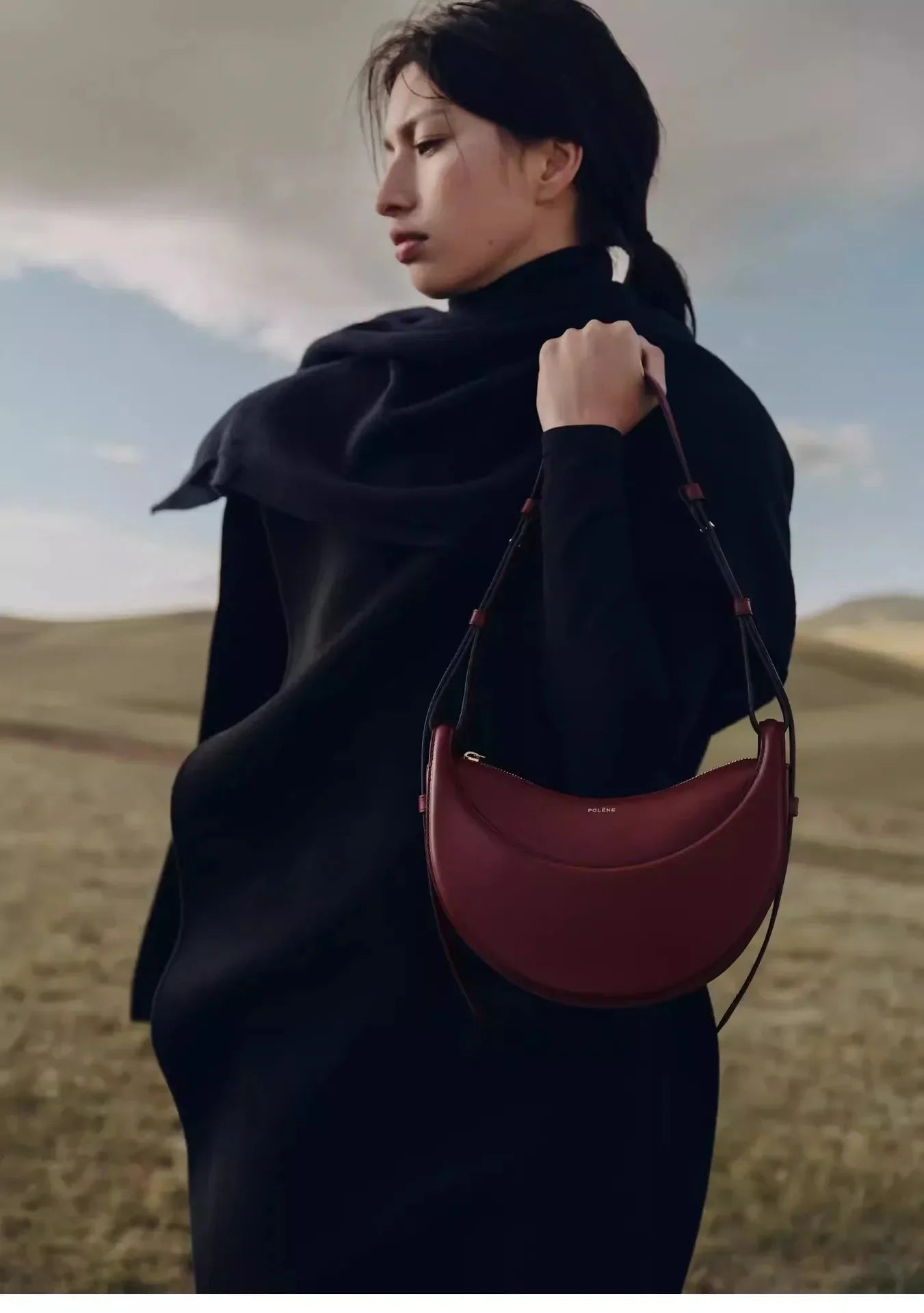 French niche design single shoulder crossbody bag crescent bag