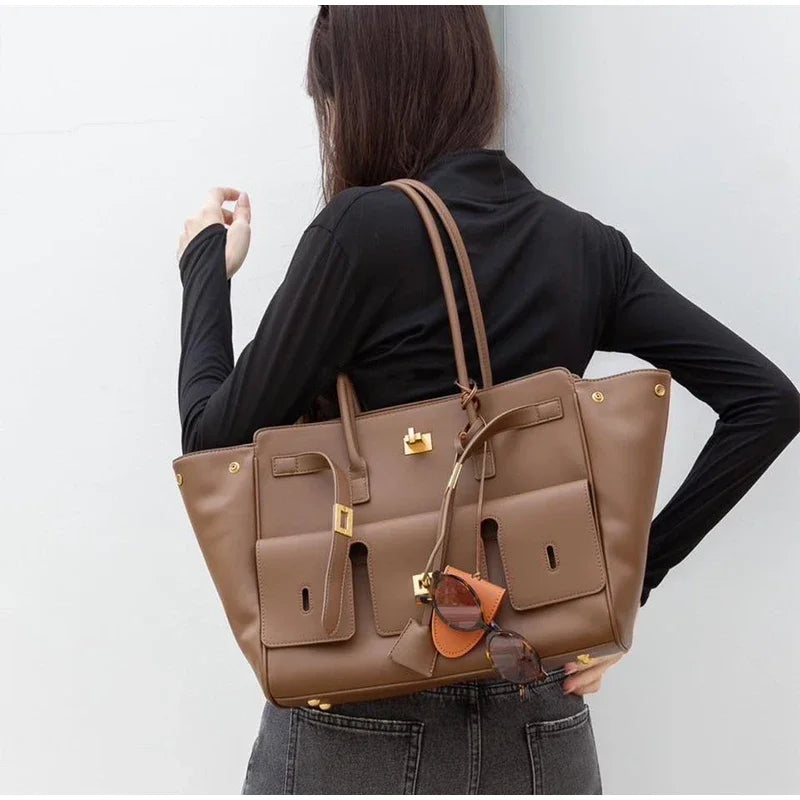New Luxury Silver Buckle Large Capacity Wing Bag Designer Fashion Genuine Leather Tote Bag Brand Women's Commuter Shoulder Bag