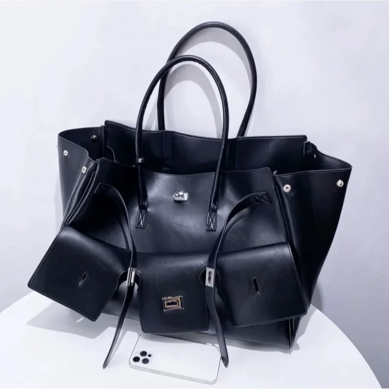 New Luxury Silver Buckle Large Capacity Wing Bag Designer Fashion Genuine Leather Tote Bag Brand Women's Commuter Shoulder Bag