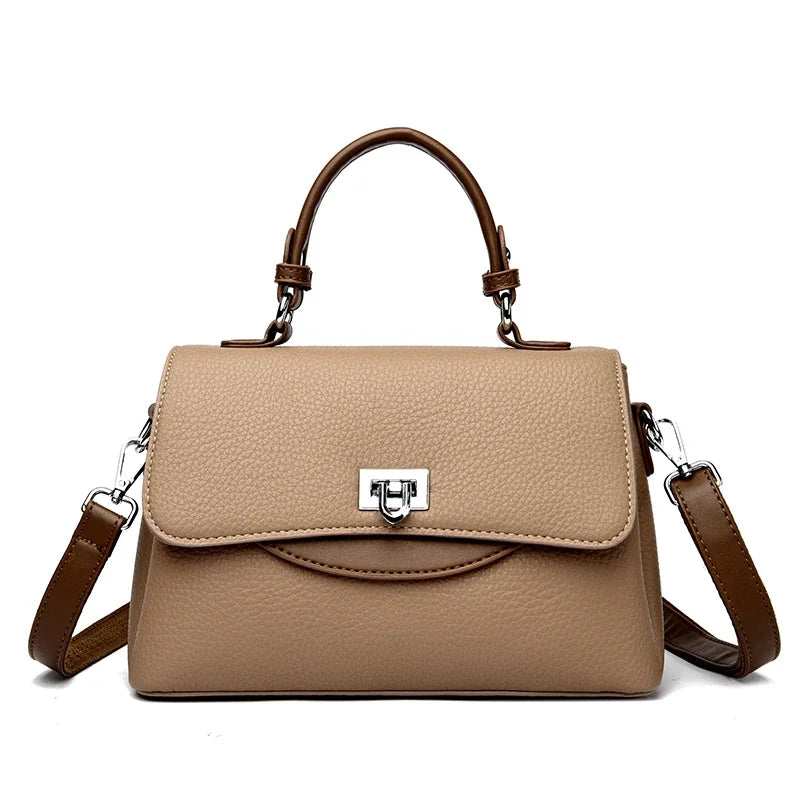 Elegant Leather Messenger Bag – Spacious Tote for Women