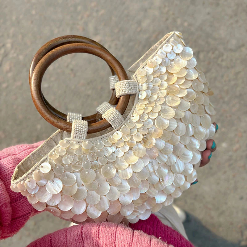 Handmade Shell Bag Brand Unique Creative 2025 New Luxury Summer Fairy Wood Handle Elegant Banquet Commuting Versatile Handbag