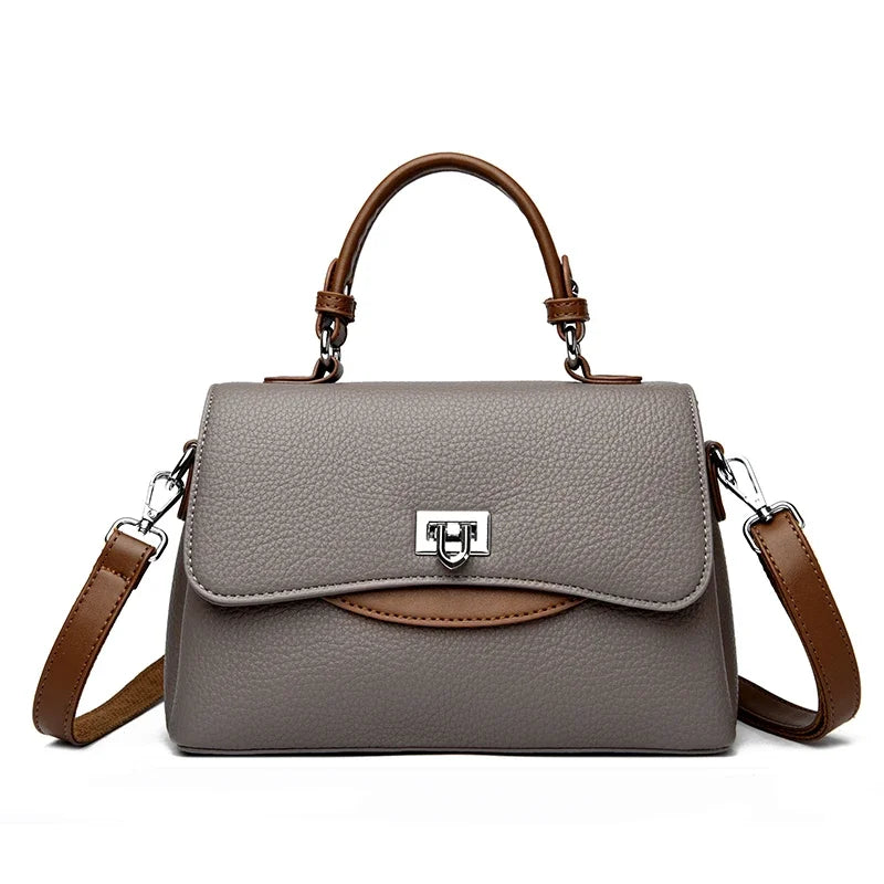 Elegant Leather Messenger Bag – Spacious Tote for Women
