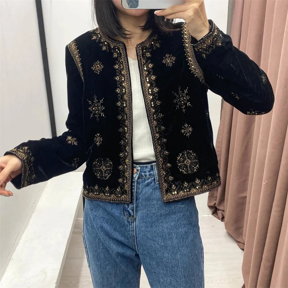 New Women's Fashion and Versatile Slim Fit Trendy Palace Embroidered Velvet Coat