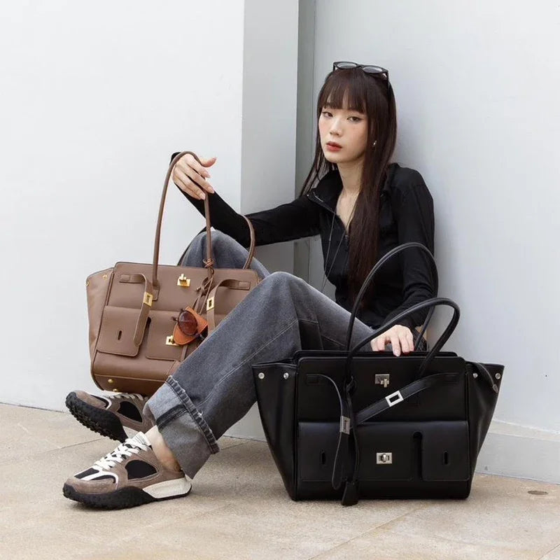 New Luxury Silver Buckle Large Capacity Wing Bag Designer Fashion Genuine Leather Tote Bag Brand Women's Commuter Shoulder Bag