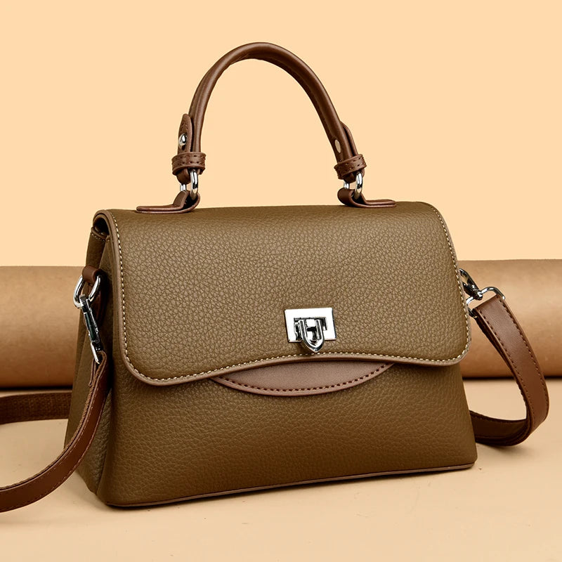 Elegant Leather Messenger Bag – Spacious Tote for Women