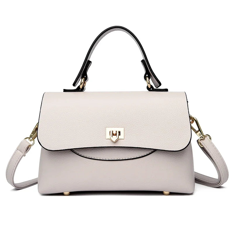 Elegant Leather Messenger Bag – Spacious Tote for Women