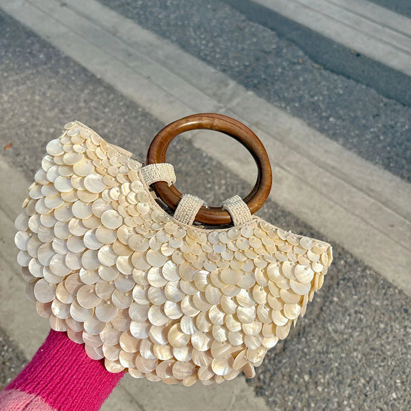 Handmade Shell Bag Brand Unique Creative 2025 New Luxury Summer Fairy Wood Handle Elegant Banquet Commuting Versatile Handbag